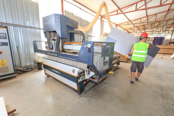 CNC Makinesi